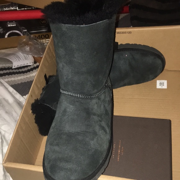 UGG boots - Picture 3 of 4